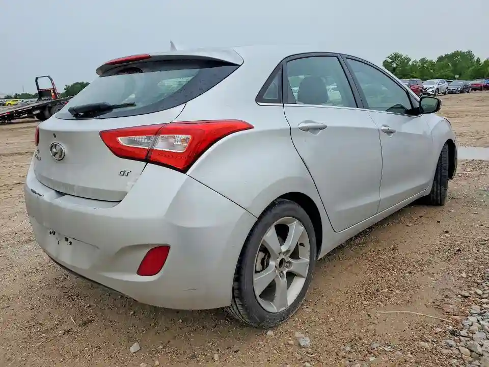 KMHD35LH3EU165365 2014 HYUNDAI ELANTRA-2
