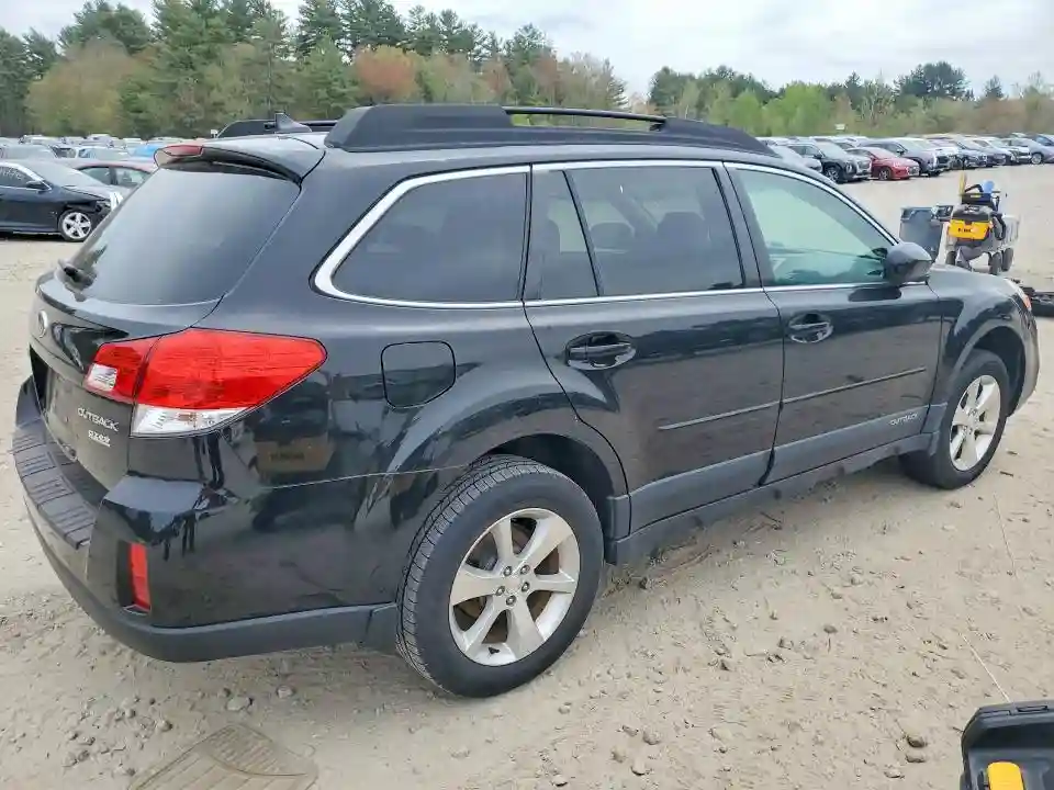 4S4BRBLC0E3302714 2014 SUBARU OUTBACK-2