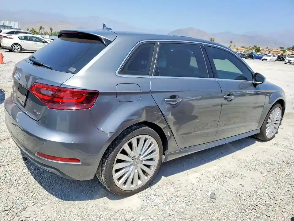 WAUTPBFF7GA048953 2016 AUDI A3-2