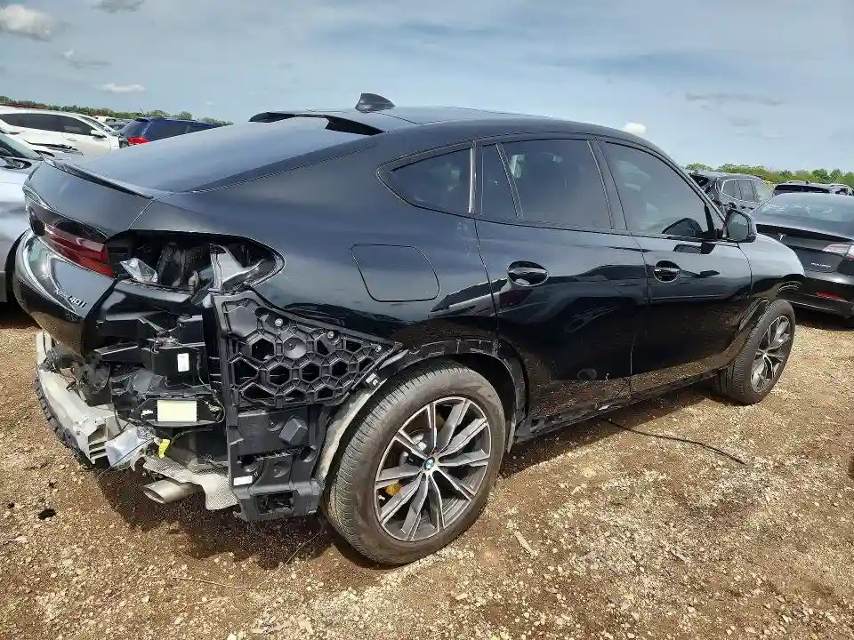 5UXCY6C03P9P95750 2023 BMW X6-2
