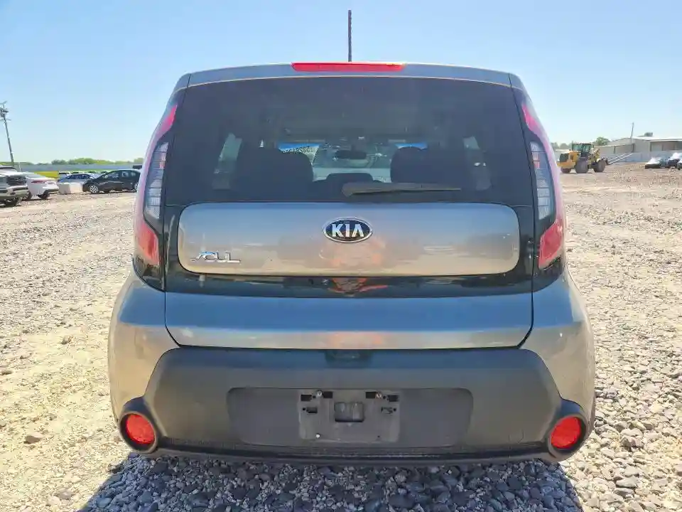 KNDJN2A23G7264106 2016 KIA SOUL-5