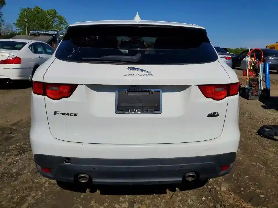 SADCS2FX3KA602139 2019 JAGUAR F-PACE-5