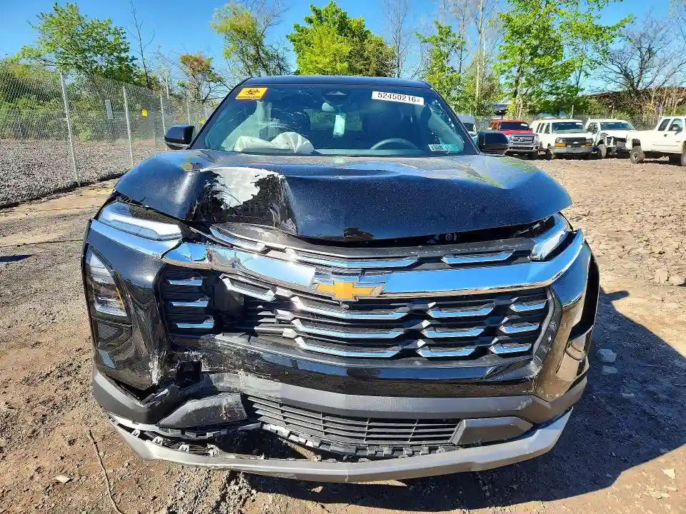 3GNAXPEG9TL415590 2026 CHEVROLET EQUINOX-4