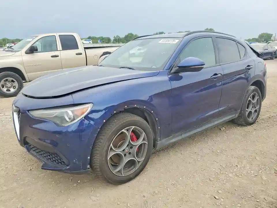 ZASFAKNN4J7B78596 2018 ALFA ROMEO STELVIO-0
