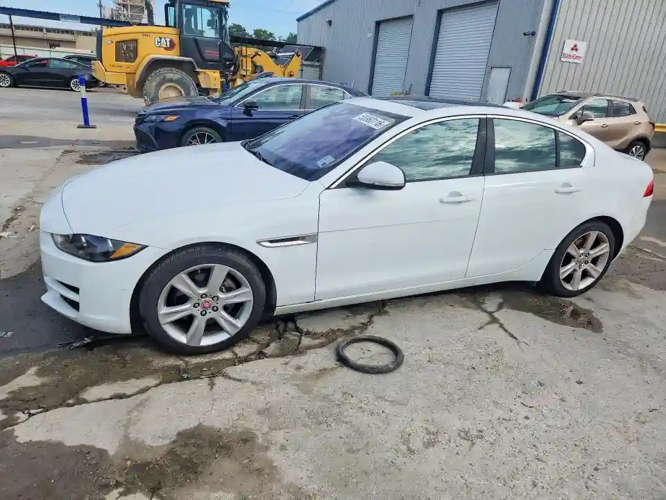 SAJAD4BN7HA971335 2017 JAGUAR XE-0