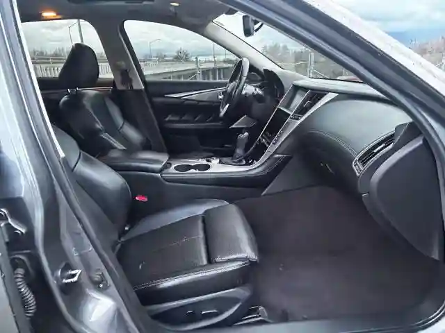 JN1EV7AP7JM362593 2018 INFINITI Q50-4