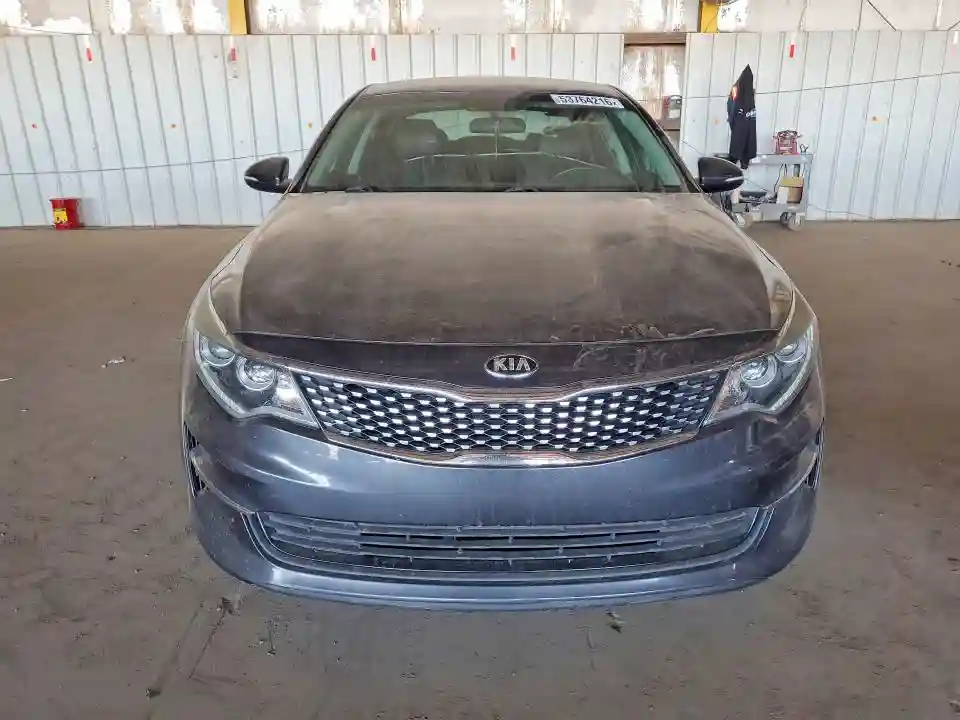 5XXGU4L31HG132601 2017 KIA OPTIMA-4