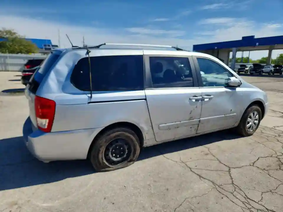 KNDMG4C76B6370057 2011 KIA SEDONA-2