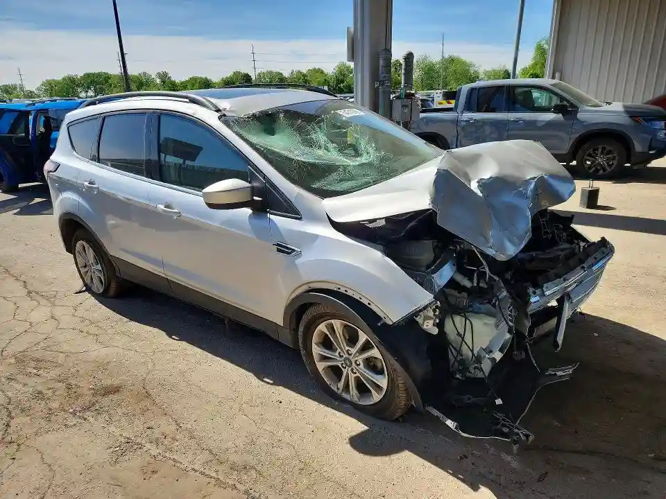 1FMCU9HD9JUC58326 2018 FORD ESCAPE-3