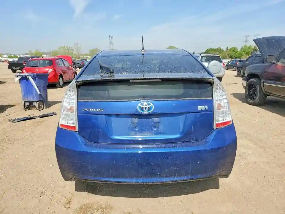 JTDKN3DU0B1441018 2011 TOYOTA PRIUS THRE-5