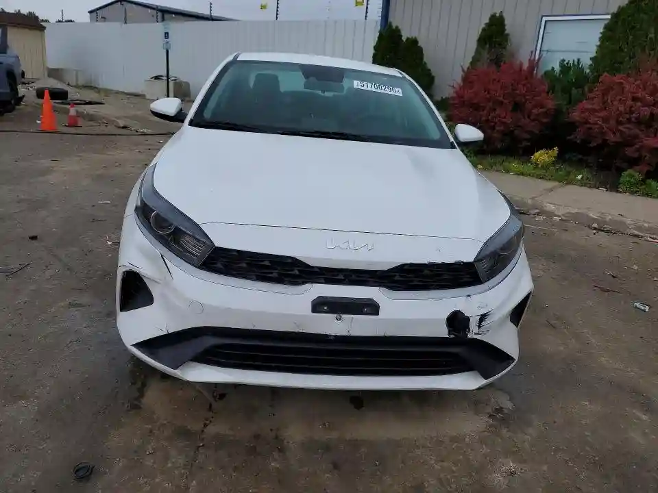 3KPF24AD7NE466438 2022 KIA FORTE-4