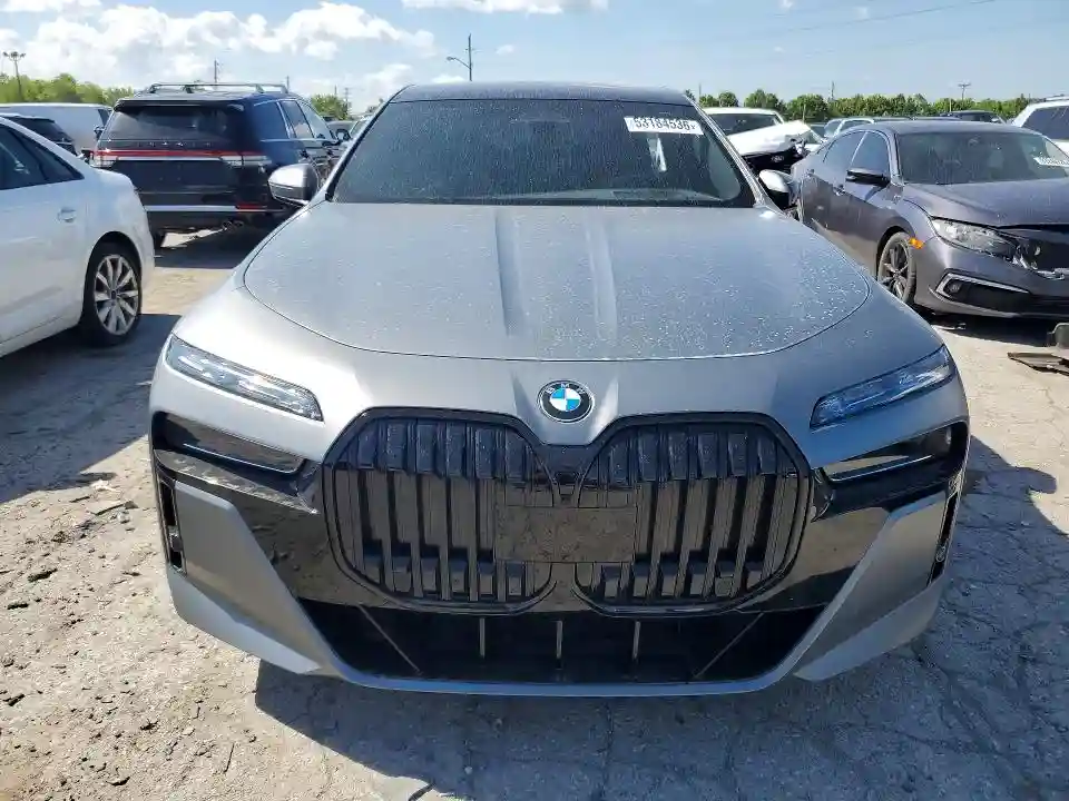 WBA33EJ0XPCM54214 2023 BMW 7 SERIES-4