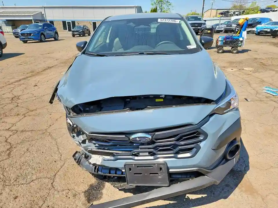JF2GUABC8S8239009 2025 SUBARU CROSSTREK-4