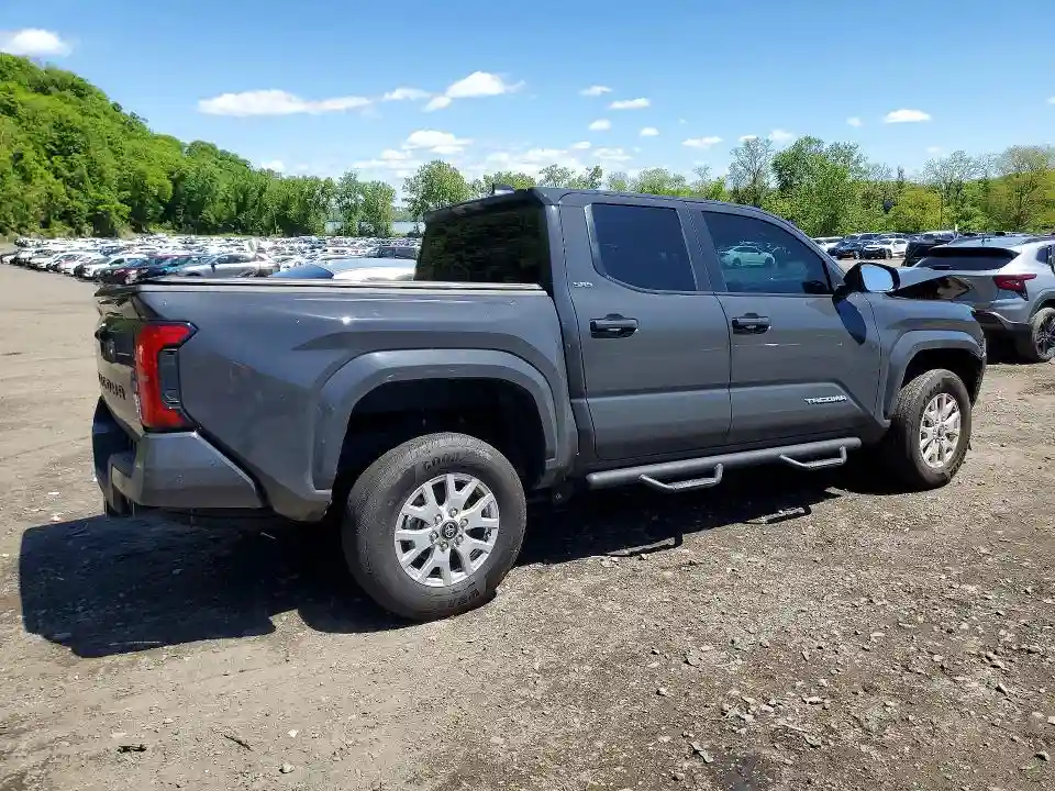 3TMLB5JN7SM163114 2025 TOYOTA TACOMA-2