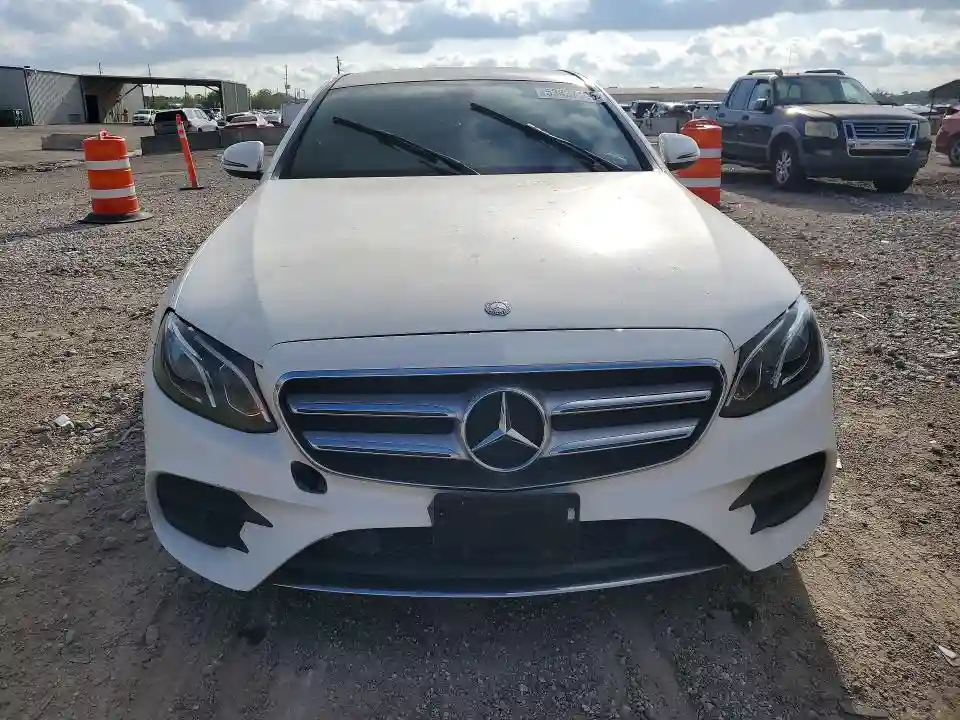 WDDZF4KB0HA162122 2017 MERCEDES-BENZ E-CLASS-4