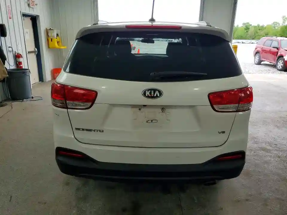 5XYPGDA58HG216227 2017 KIA SORENTO-5