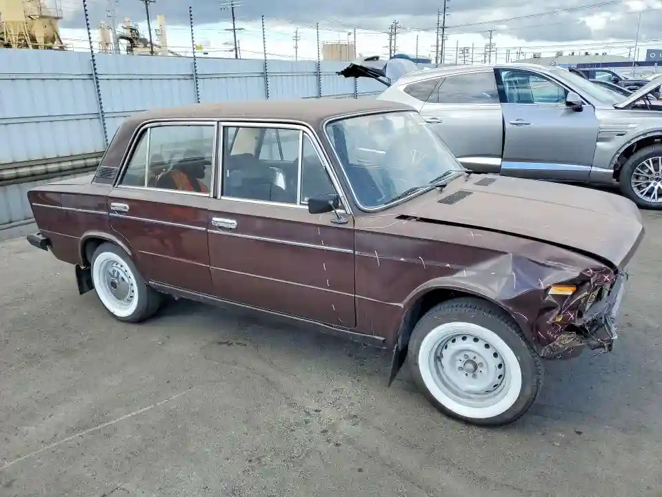 XTA210630J2012587 1988 LADA NIVA-3