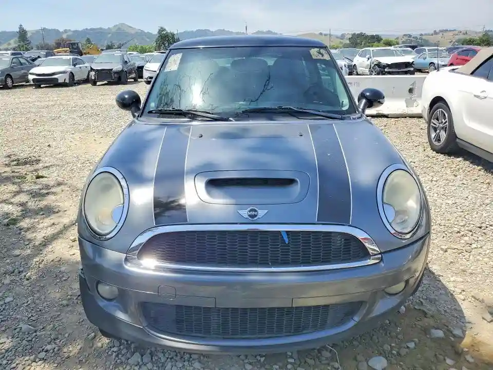 WMWMF7C51ATX45580 2010 MINI COOPER-4