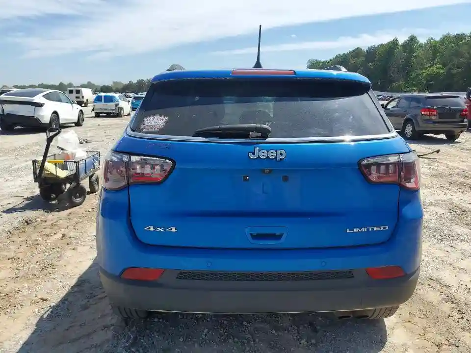 3C4NJDCB1MT553563 2021 JEEP COMPASS-5