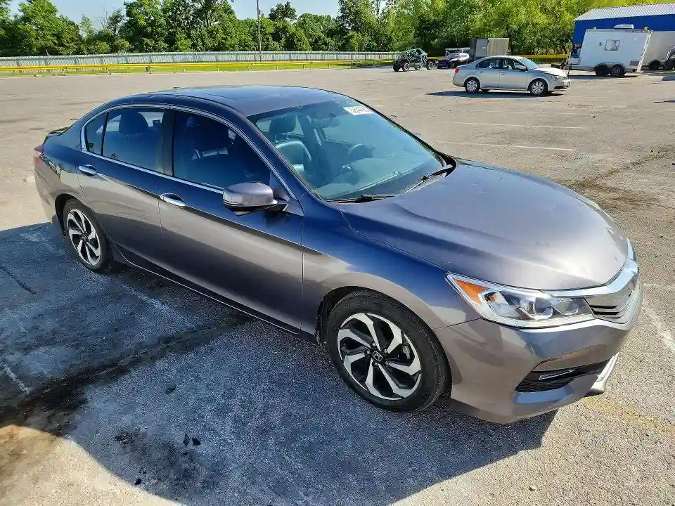 1HGCR2F70GA045917 2016 HONDA ACCORD-3