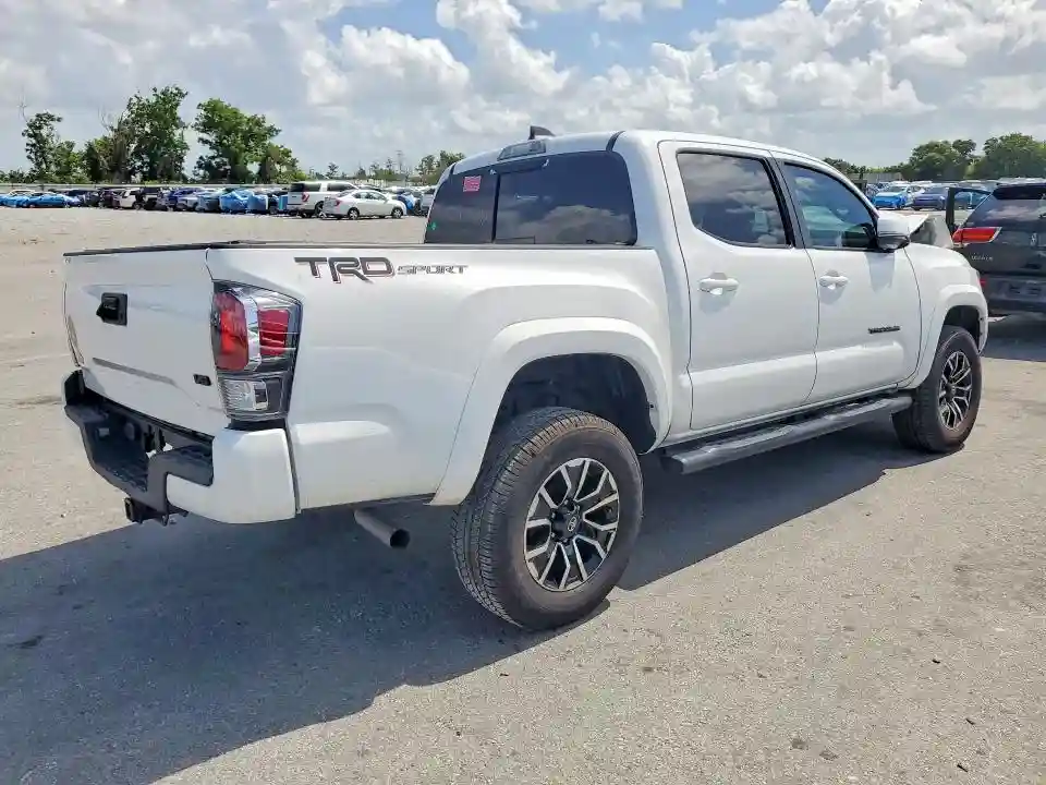 3TMAZ5CNXPM207940 2023 TOYOTA TACOMA TRD-2