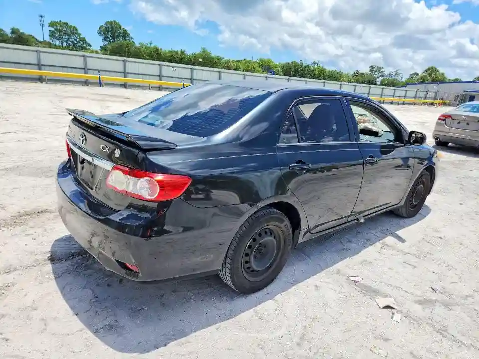 5YFBU4EE8DP143394 2013 TOYOTA COROLLA-2