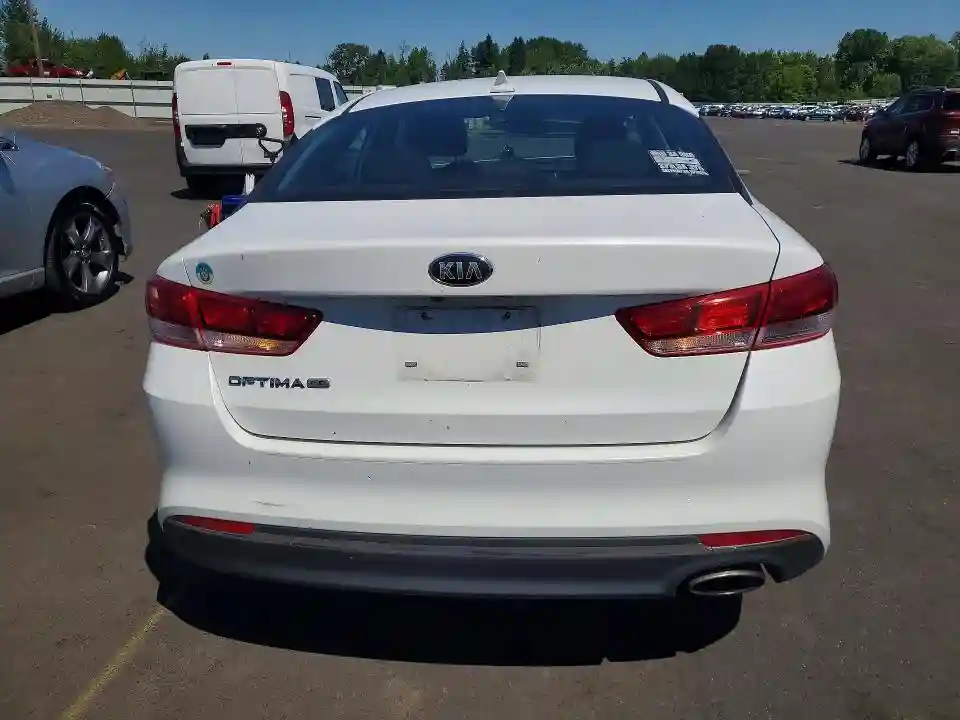 5XXGT4L36JG188574 2018 KIA OPTIMA-5