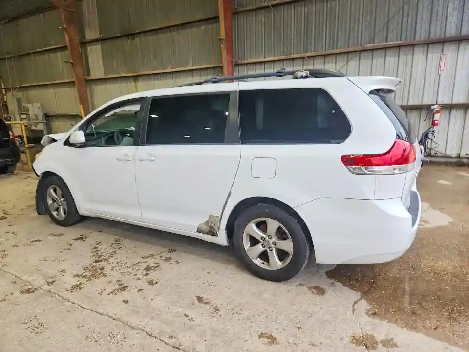 5TDKK3DC5CS196818 2012 TOYOTA SIENNA-1