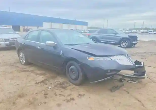 3LNHL2GC5AR641311 2010 LINCOLN MKZ-3
