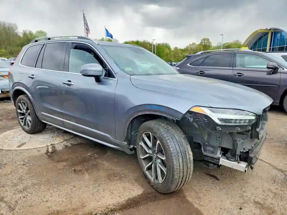 YV4102PK2K1478325 2019 VOLVO XC90-3