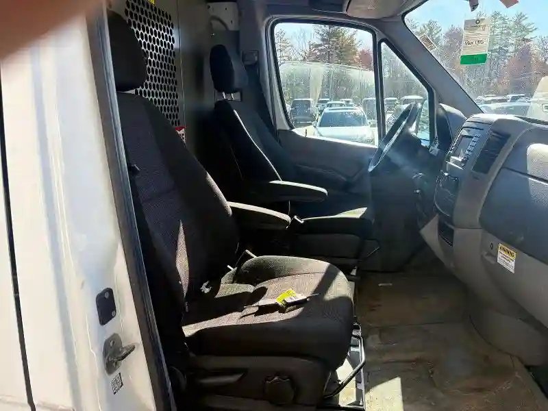 WD3PE7CD0HP545863 2017 MERCEDES-BENZ SPRINTER-4