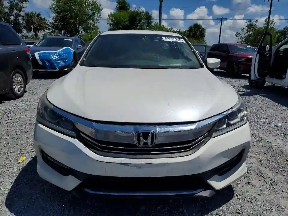 1HGCR2F16HA231331 2017 HONDA ACCORD-4