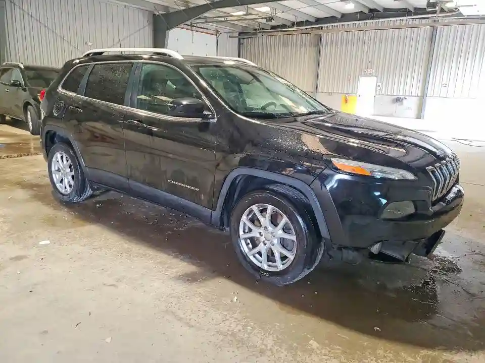 1C4PJLCS4HW644538 2017 JEEP GRAND CHEROKEE-3