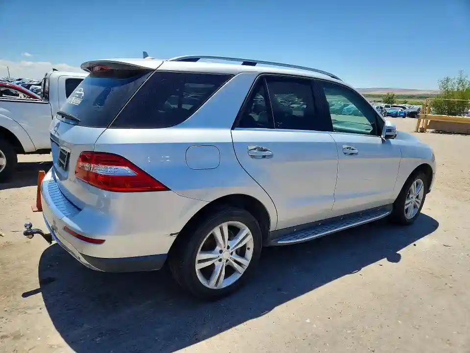 4JGDA2EB5EA289653 2014 MERCEDES-BENZ M-CLASS-2