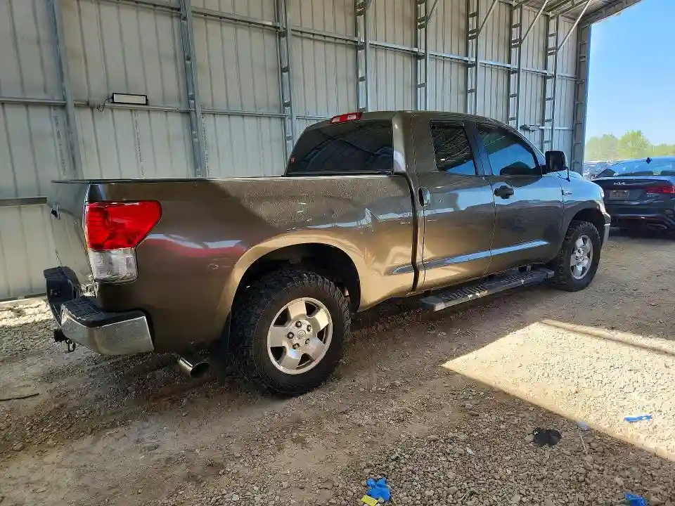 5TFUW5F10BX177400 2011 TOYOTA TUNDRA-2