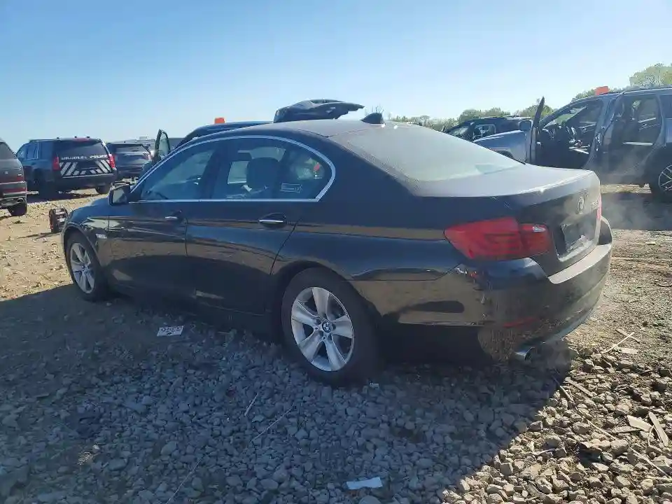 WBAFR1C55BC745421 2011 BMW 5 SERIES-1