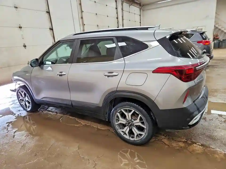 KNDERCAA6M7214668 2021 KIA SELTOS-1
