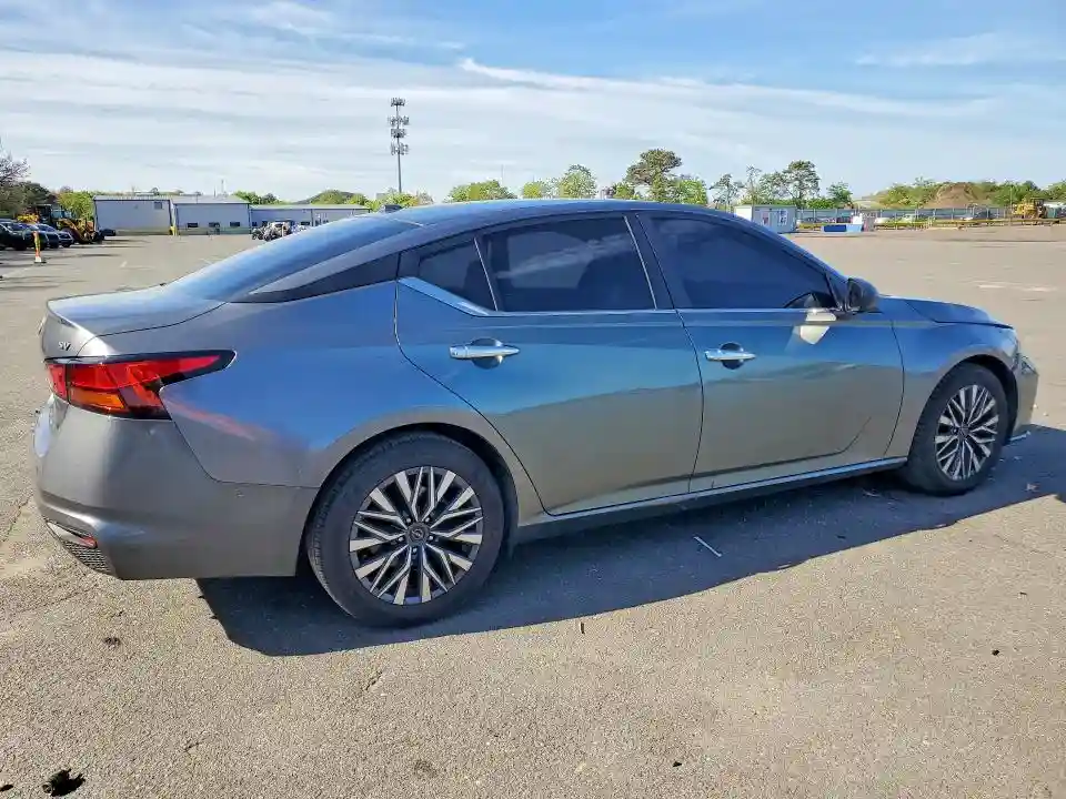 1N4BL4DV5RN356429 2024 NISSAN ALTIMA-2