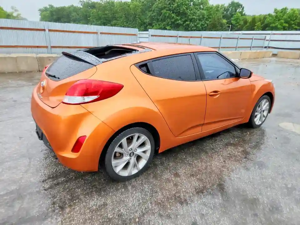 KMHTC6AD0GU301150 2016 HYUNDAI VELOSTER-2