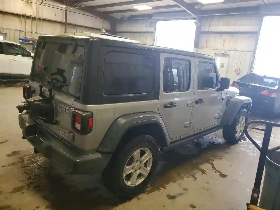 1C4HJXDNXLW257327 2020 JEEP WRANGLER-2