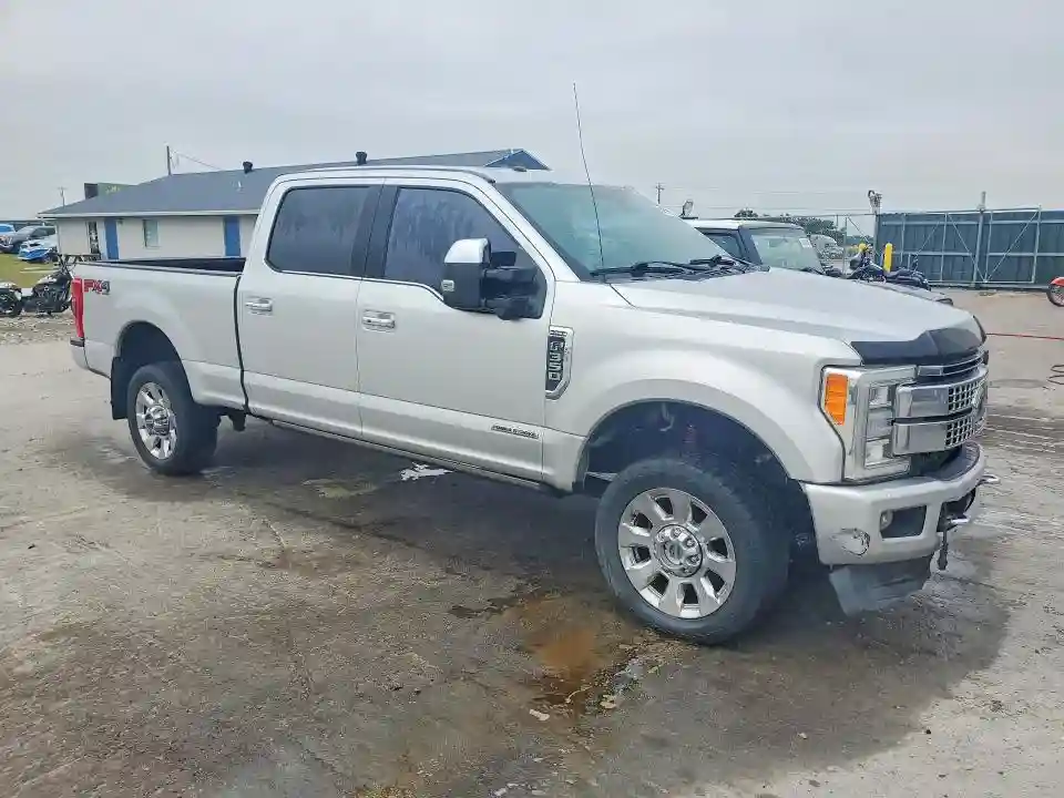 1FT8W3BT6HED03180 2017 FORD F350-3