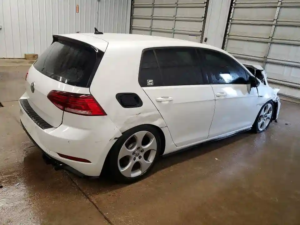 WVWWA7AU5KW189567 2019 VOLKSWAGEN GOLF-2