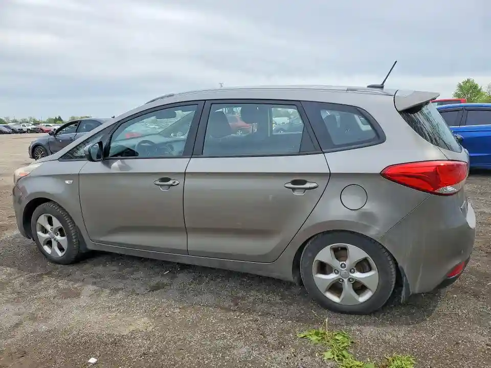 KNAHT8A33E7021051 2014 KIA RONDO-1