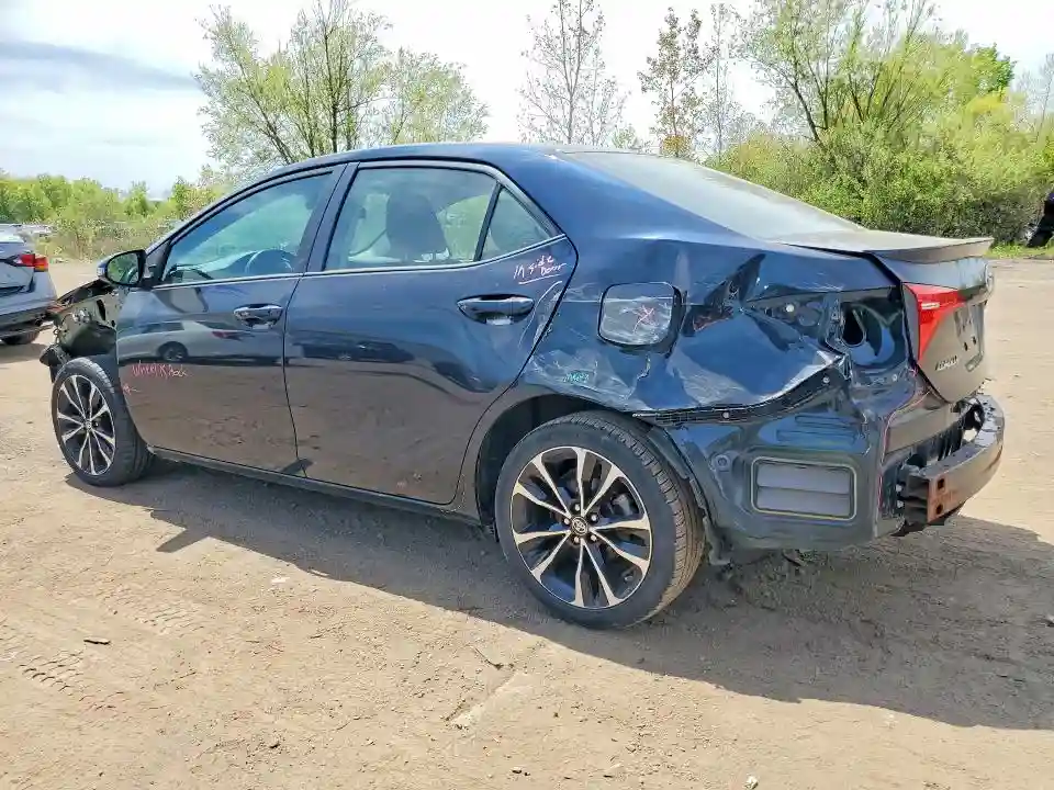 2T1BURHE8JC057104 2018 TOYOTA COROLLA-1