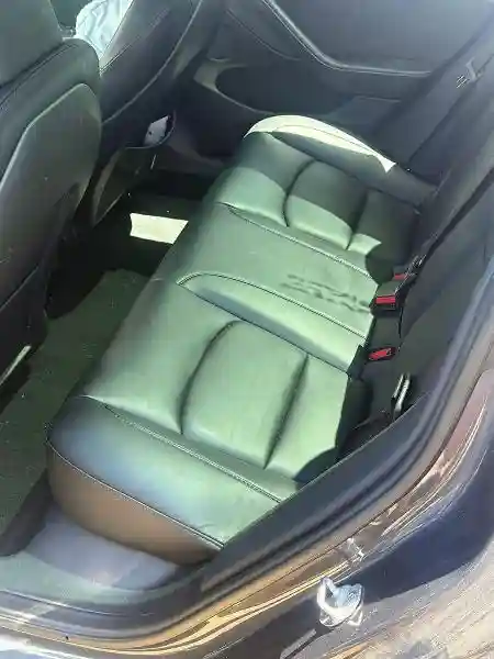 5YJ3E1EB3PF612526 2023 TESLA MODEL 3-5
