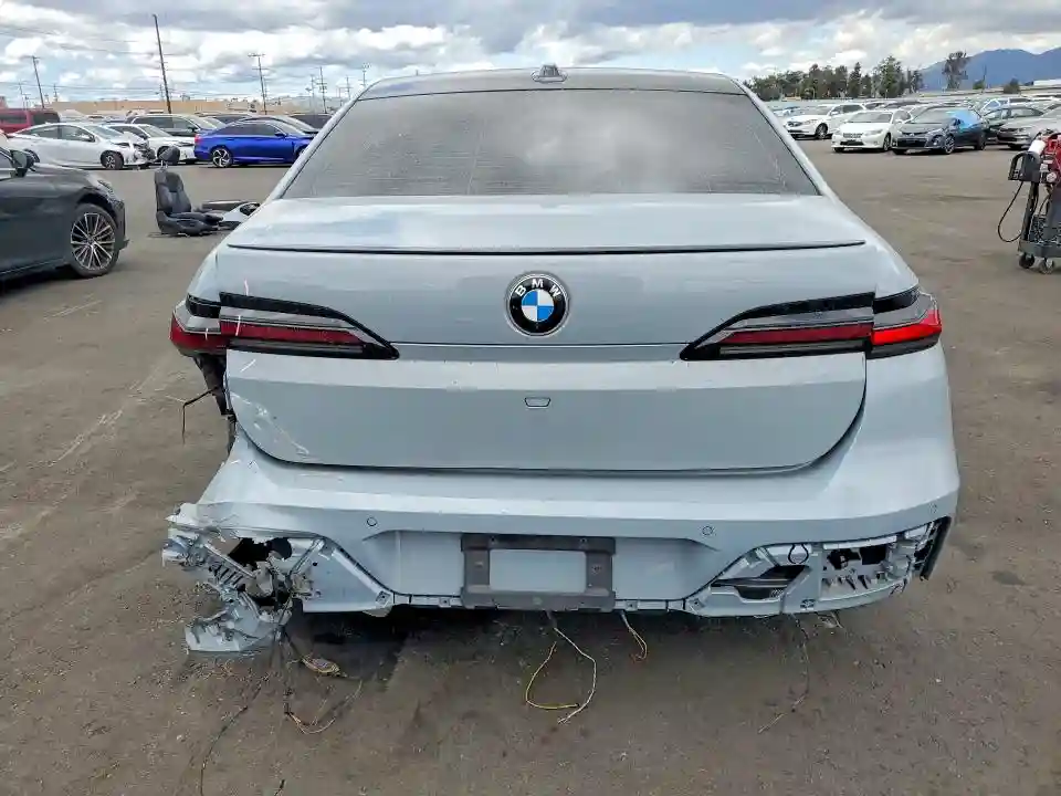 WBA23EH05PCL90200 2023 BMW 7 SERIES-5