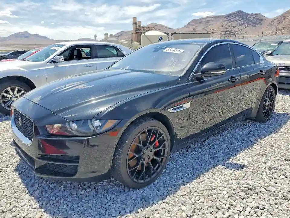 SAJAJ4BV8HCP14987 2017 JAGUAR XE-0