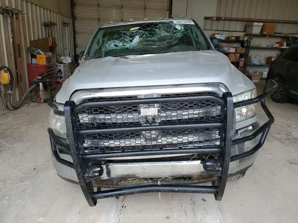 3C63R3GL6HG627854 2017 RAM 3500-4