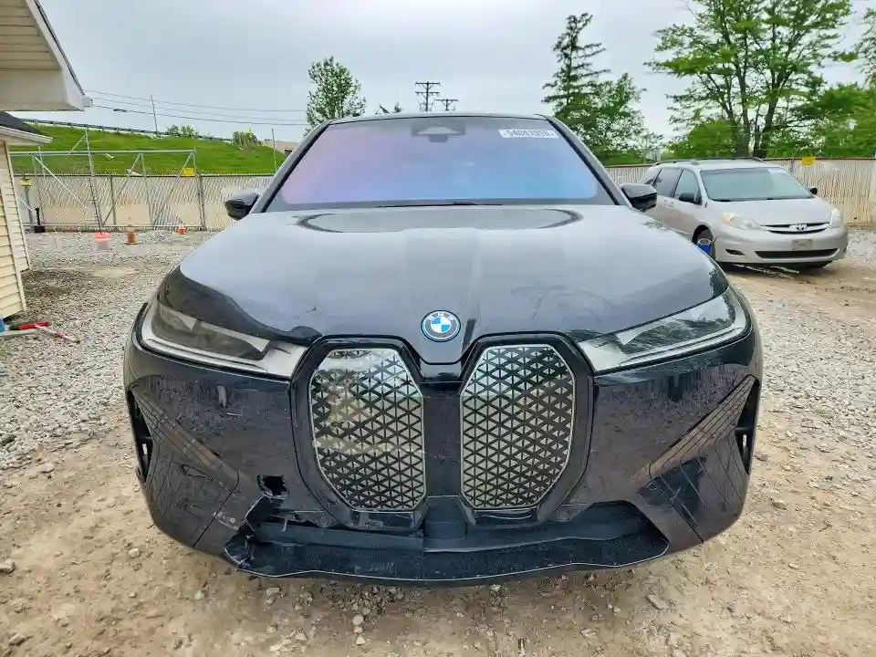 WB523CF04RCR71180 2024 BMW ALL OTHER-4