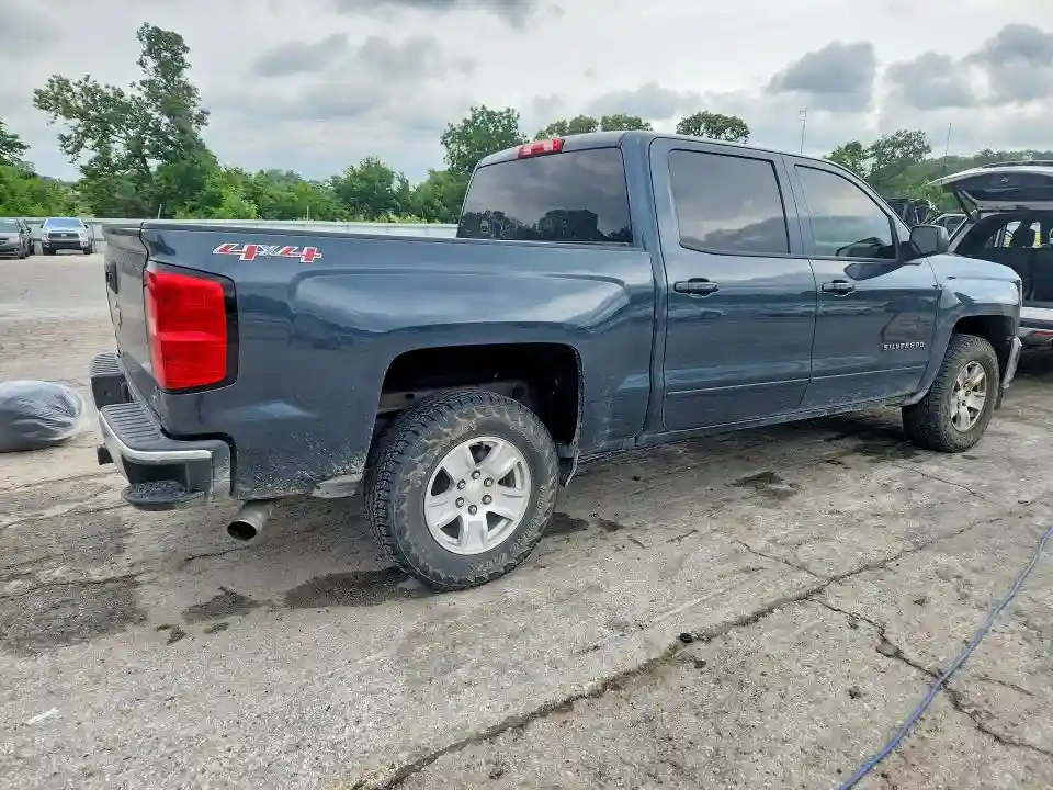 3GCUKREC6HG421442 2017 CHEVROLET SILVERADO-2